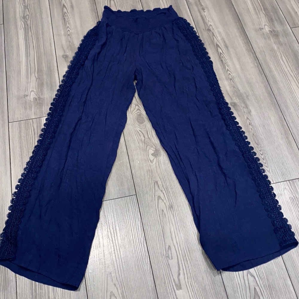 Women's wear, size M,color blue .